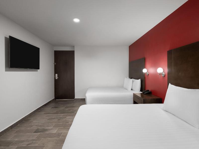 Ramada By Wyndham Tampico Centro image