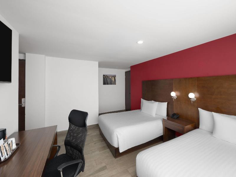 Ramada By Wyndham Tampico Centro image