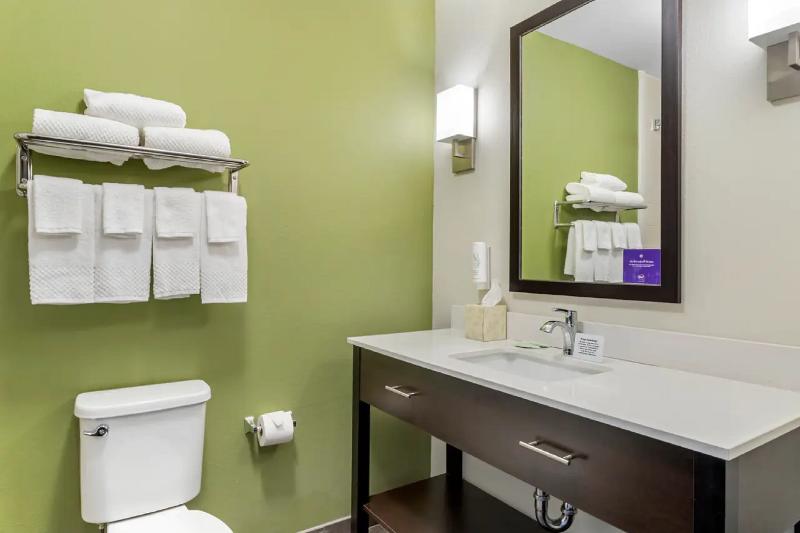 Sleep Inn & Suites image