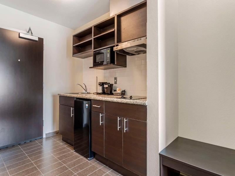 Sleep Inn & Suites image