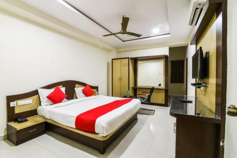 Hotel Rajahamsa (devaraya Hospaitality) image 9