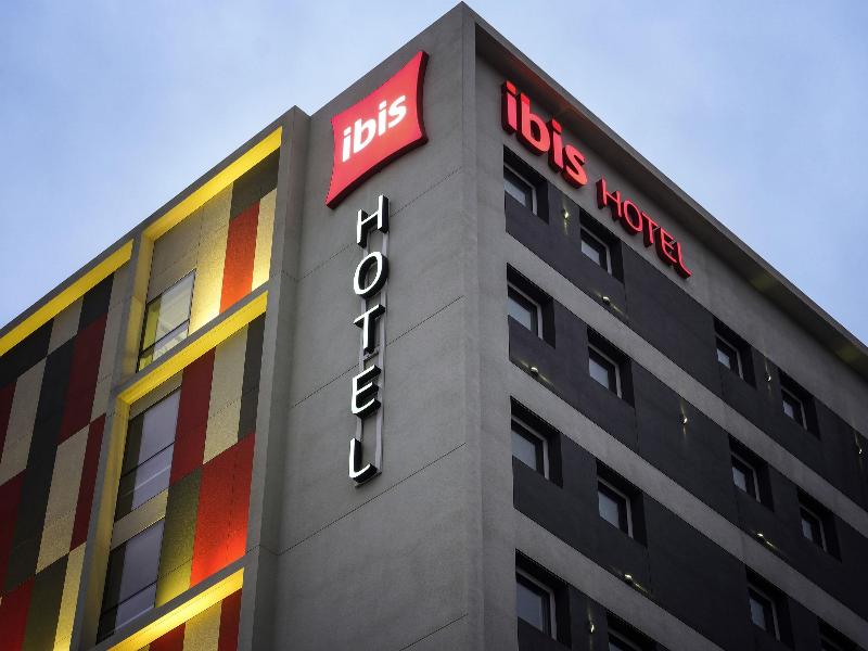 Hotel Ibis Trujillo image