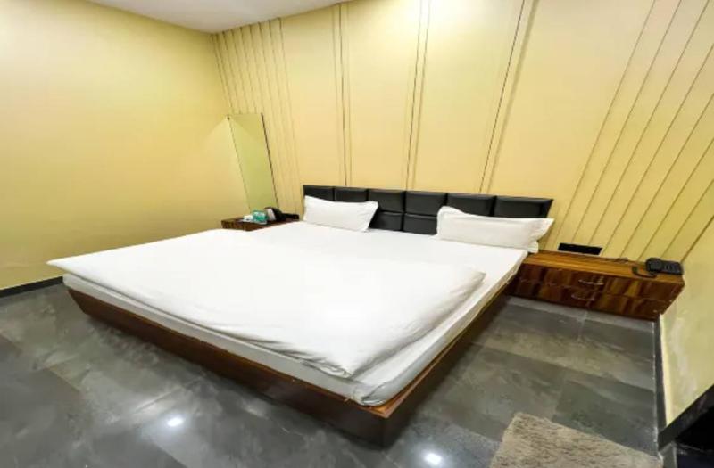 Hotel Gsm image