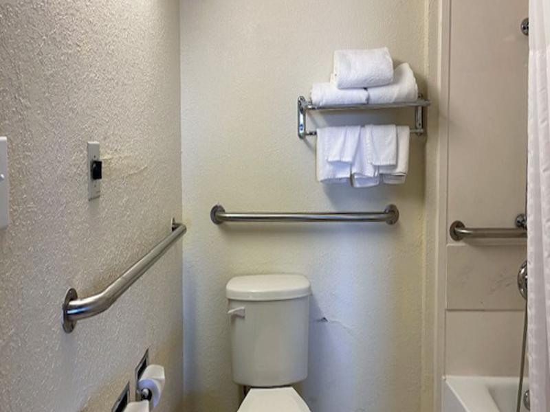 Studio 6 Suites Catonsville, Md – Baltimore West image
