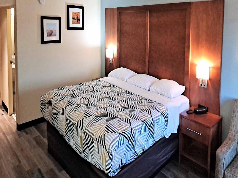 Studio 6 Suites Catonsville, Md – Baltimore West image