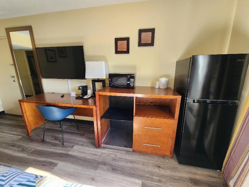 Studio 6 Suites Catonsville, Md – Baltimore West image