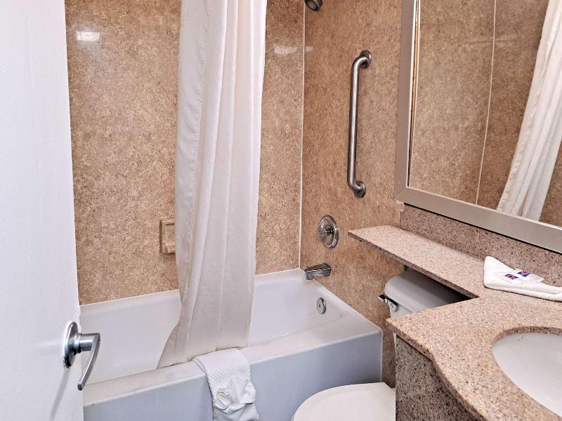Studio 6 Suites Catonsville, Md – Baltimore West image