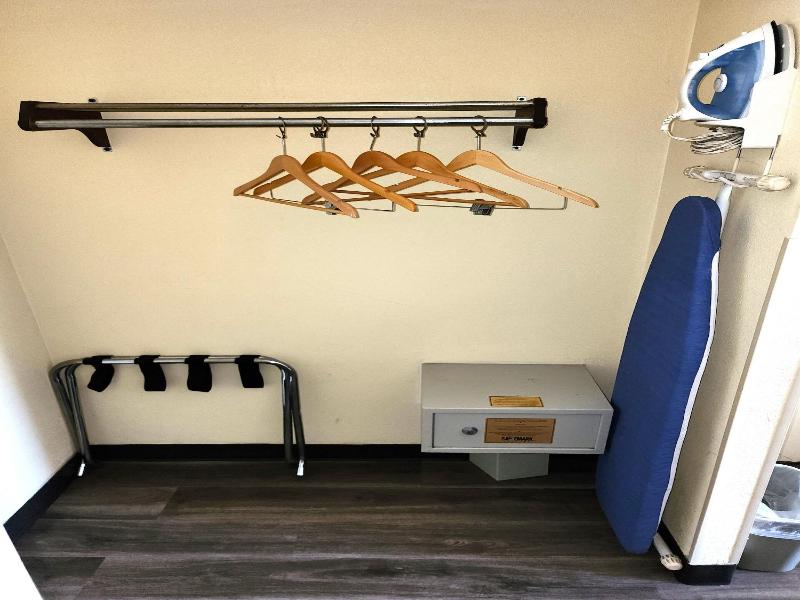 Studio 6 Suites Catonsville, Md – Baltimore West image