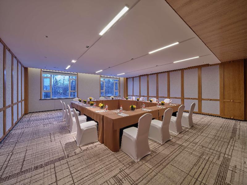 Doubletree By Hilton Changbaishan Hot Spring image