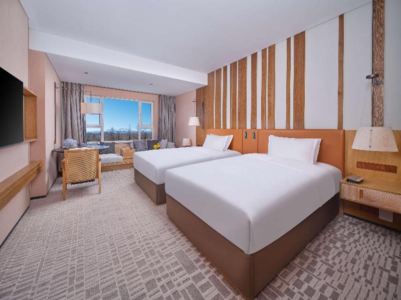Doubletree By Hilton Changbaishan Hot Spring image