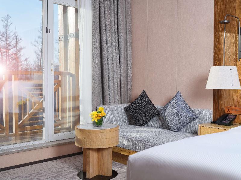 Doubletree By Hilton Changbaishan Hot Spring image