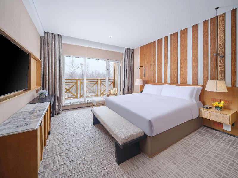 Doubletree By Hilton Changbaishan Hot Spring image