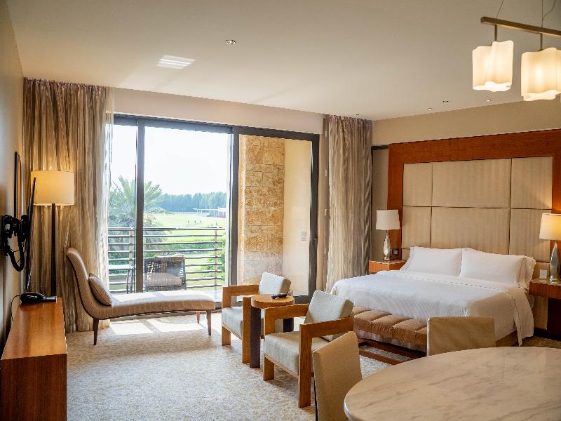 Vogo Abu Dhabi Golf Resort & Spa image