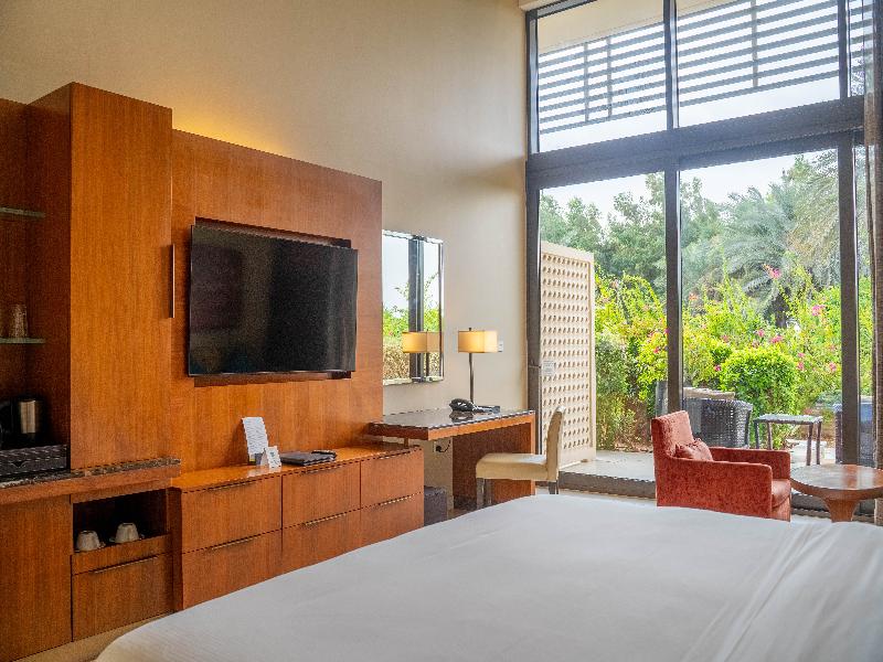 Vogo Abu Dhabi Golf Resort & Spa image