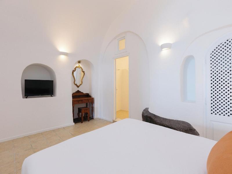 Nevma Suites image