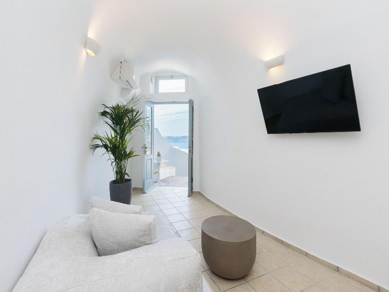 Nevma Suites image