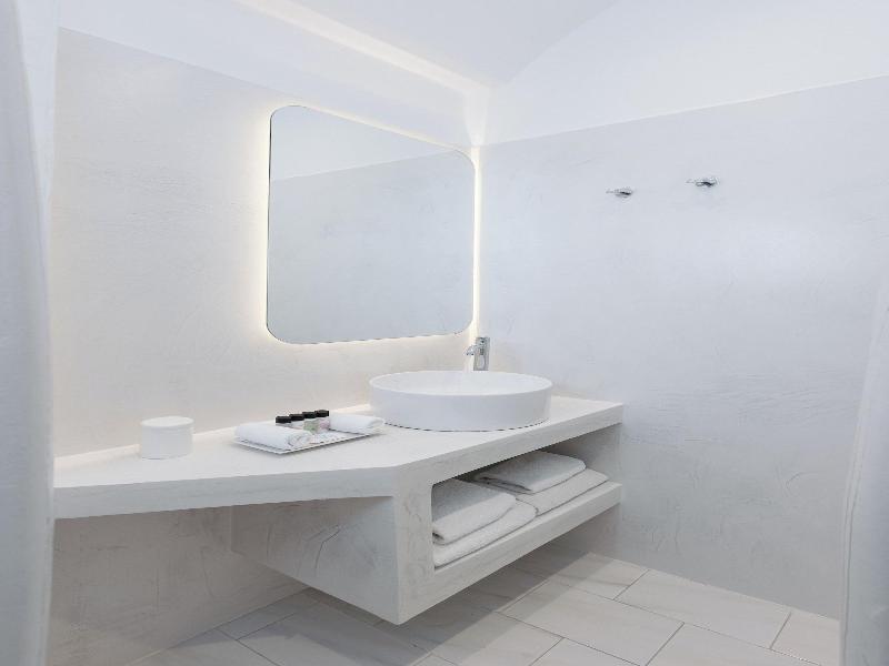 Nevma Suites image