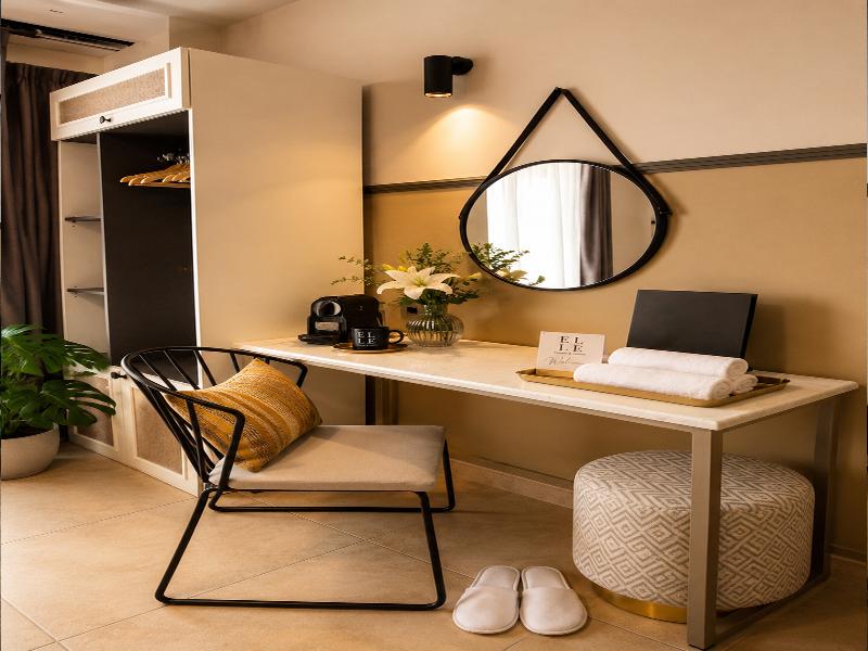 Elle Rooms & Suites image