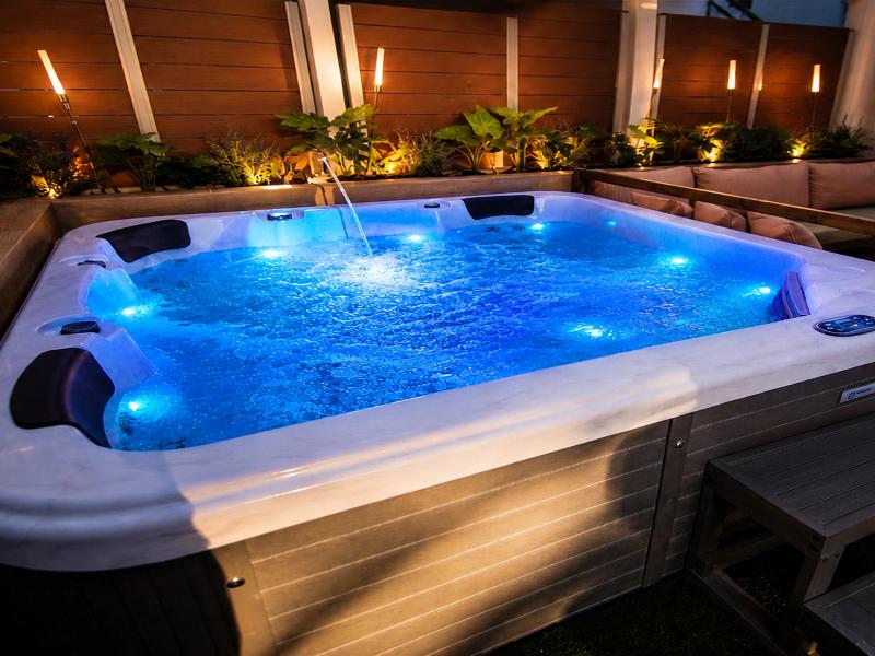 Elle Rooms & Suites image