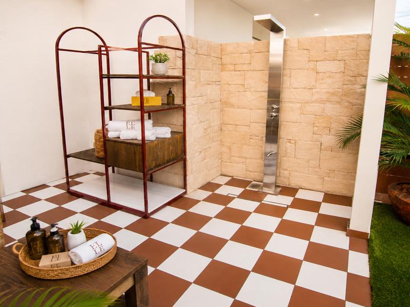 Elle Rooms & Suites image