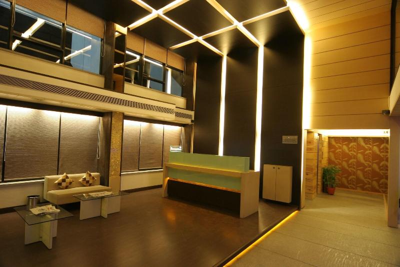 Pride Biznotel Alkapuri image