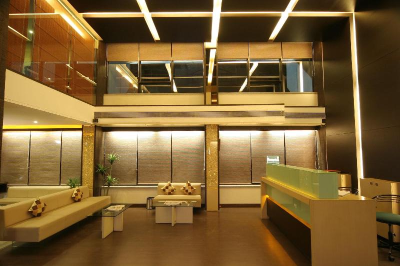 Pride Biznotel Alkapuri image