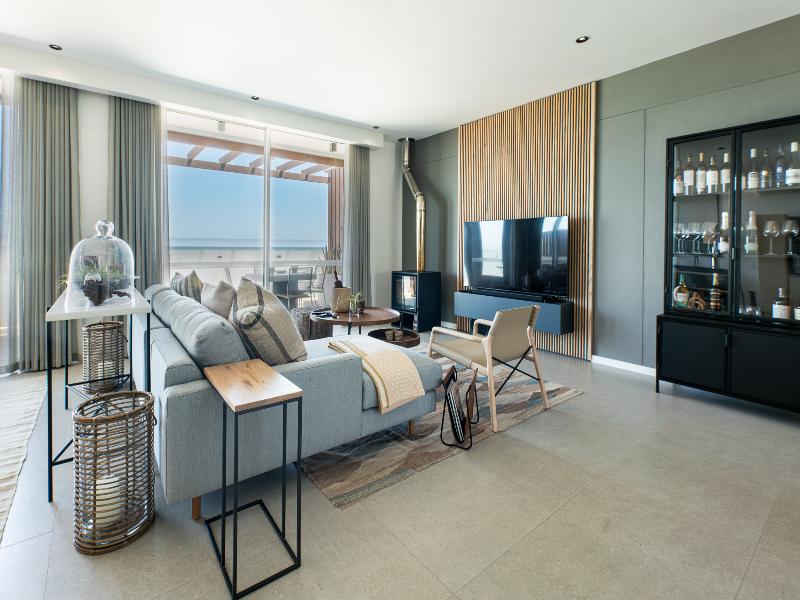 The Pearls Beach Pods image