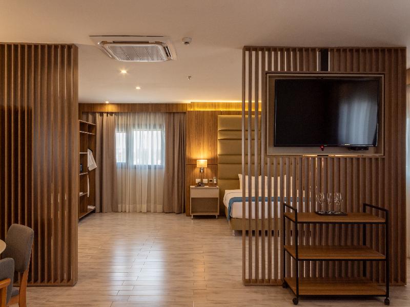 Tryp By Wyndham Asuncion image