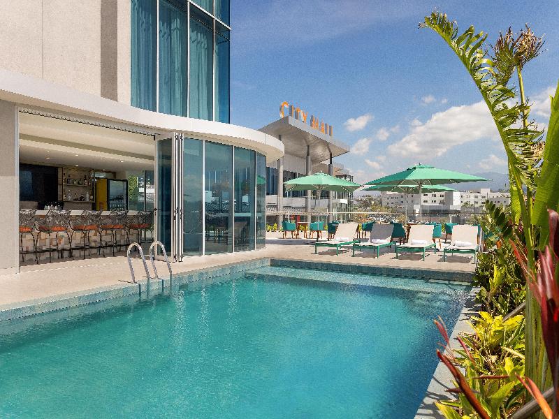 Hilton Garden Inn San Jose Airport City Mall image