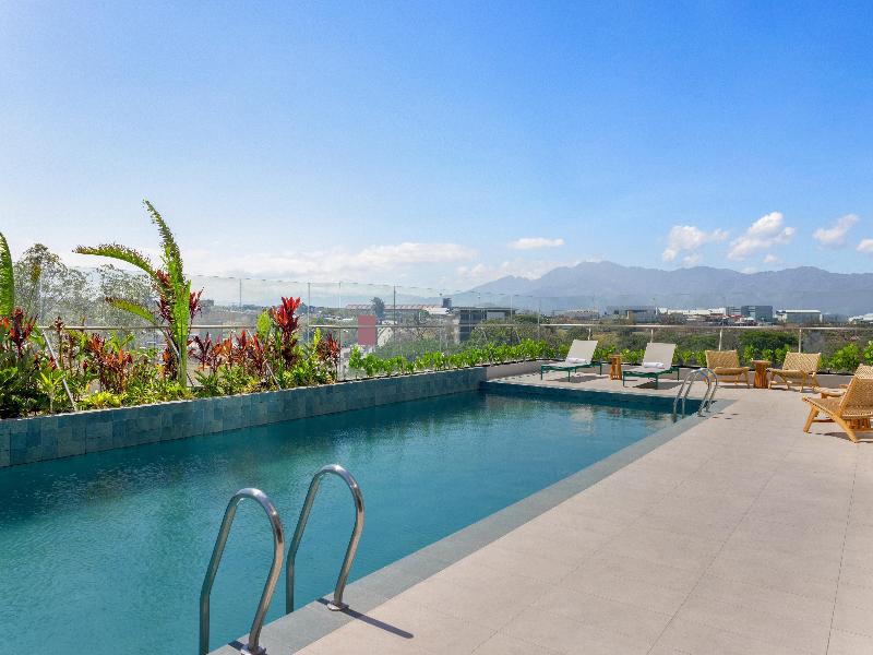 Hilton Garden Inn San Jose Airport City Mall image