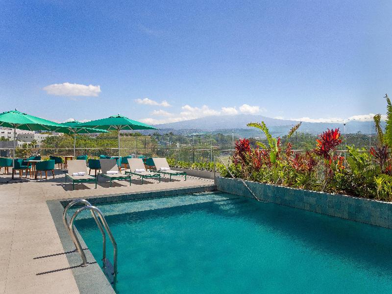 Hilton Garden Inn San Jose Airport City Mall image