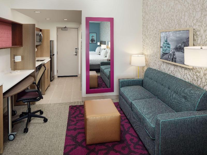 Home2Suites Hilton Wilmington MedicalPark Downtown image