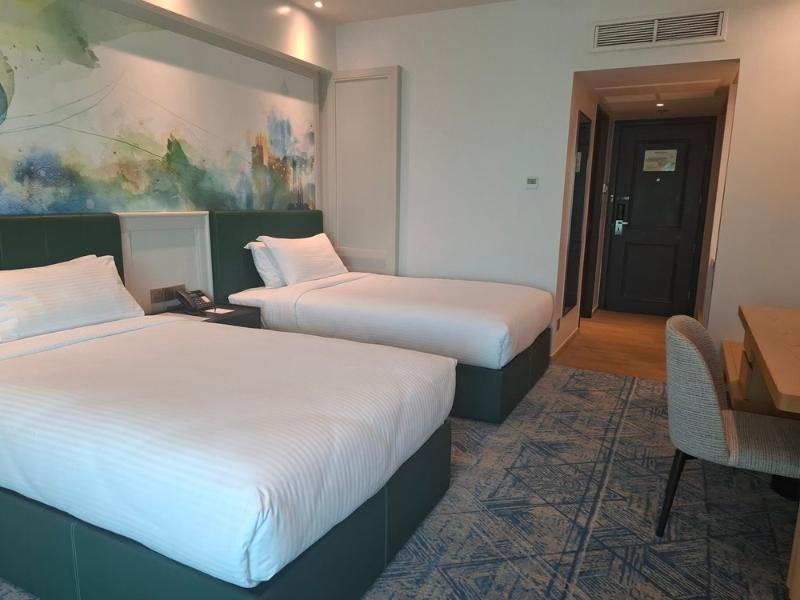 The Heritage Hotel Manila image