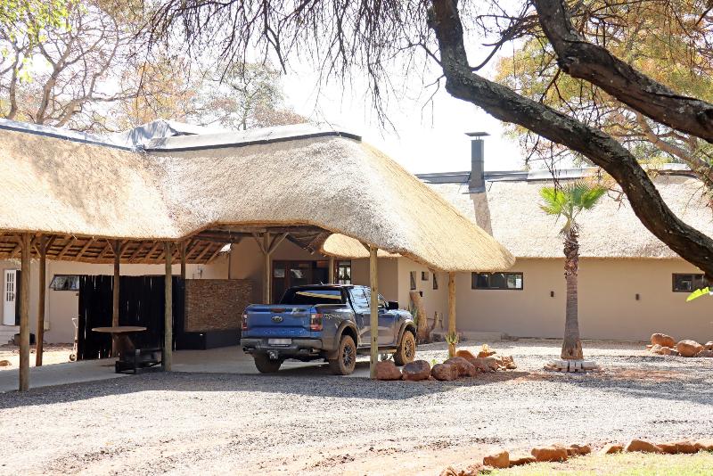 Mziki Safari Lodge image