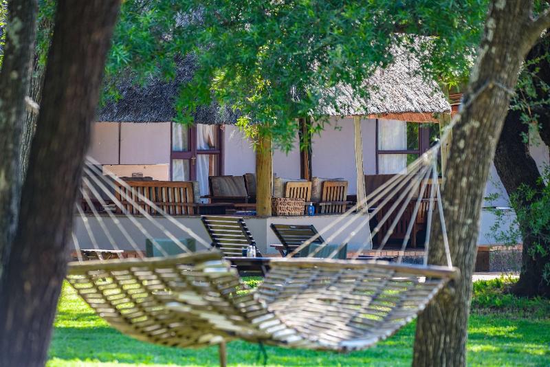 Mziki Safari Lodge image