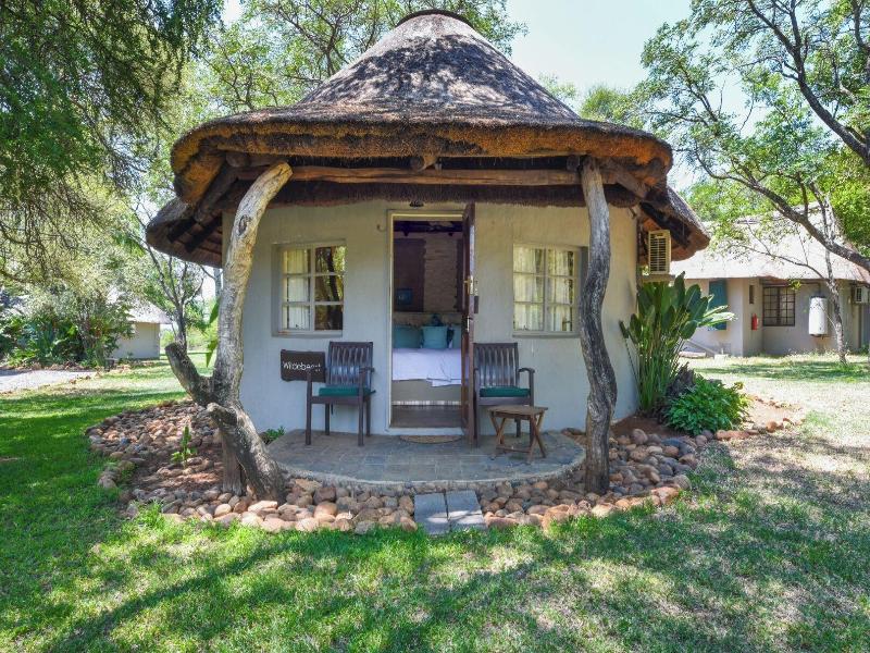 Mziki Safari Lodge image