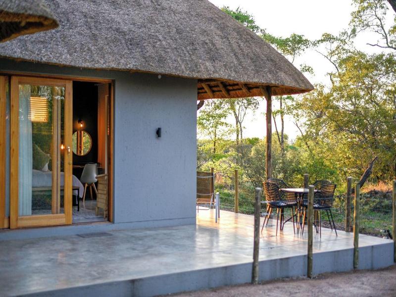 Mziki Safari Lodge image