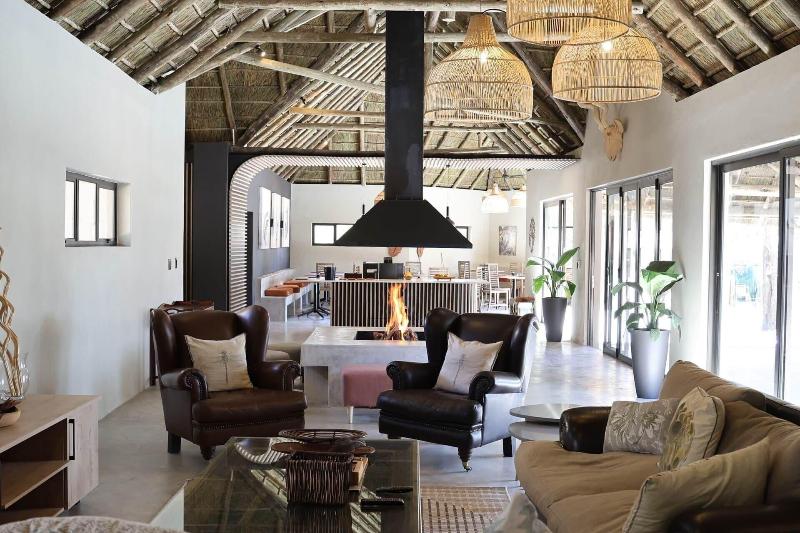 Mziki Safari Lodge image