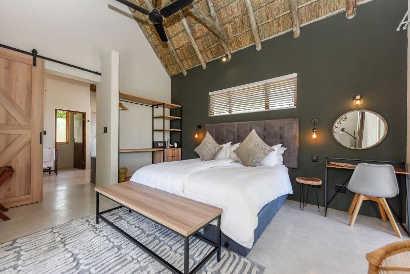 Mziki Safari Lodge image