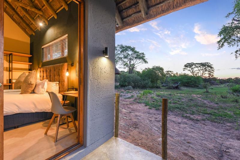 Mziki Safari Lodge image
