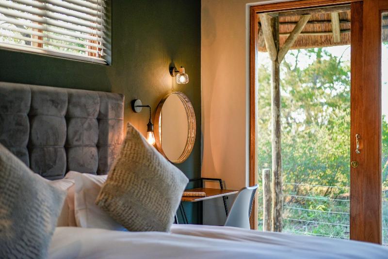 Mziki Safari Lodge image