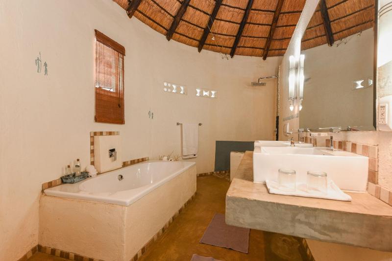 Mziki Safari Lodge image