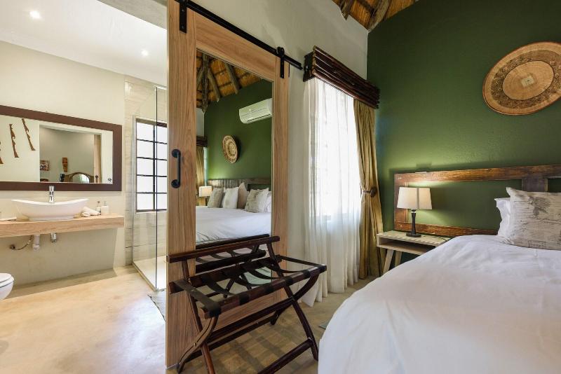 Mziki Safari Lodge image