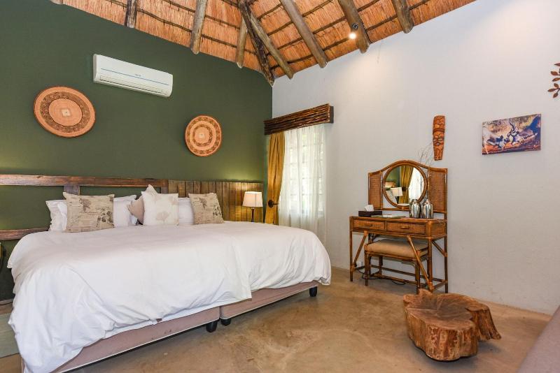 Mziki Safari Lodge image