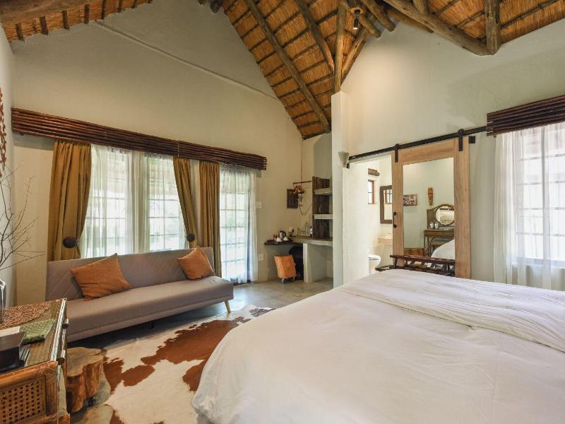 Mziki Safari Lodge image