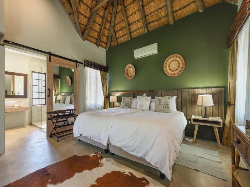 Mziki Safari Lodge image 5