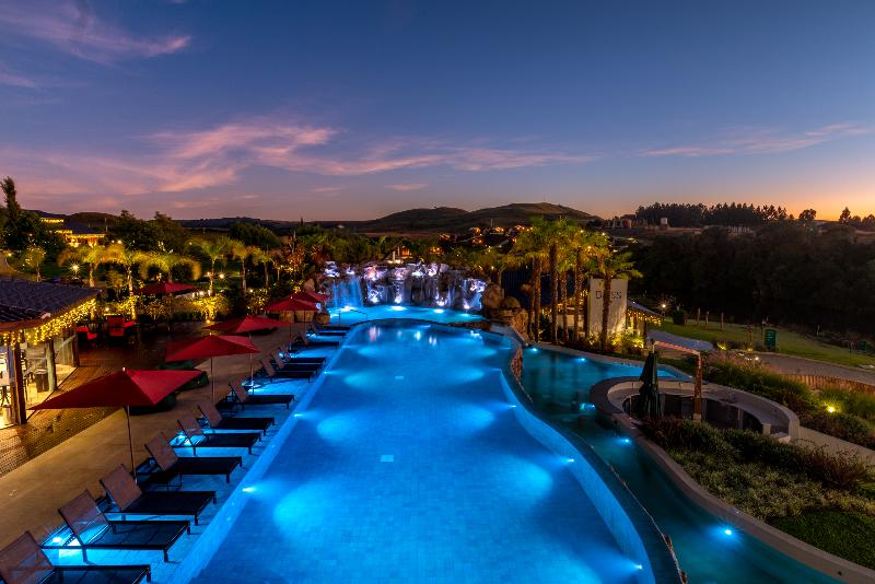 Divisa Experience Resort image