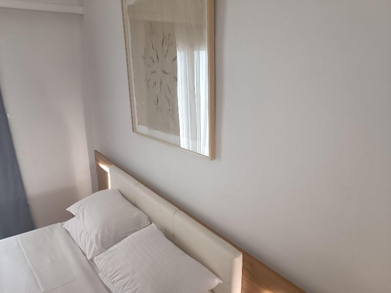 Ulysses Apartments image