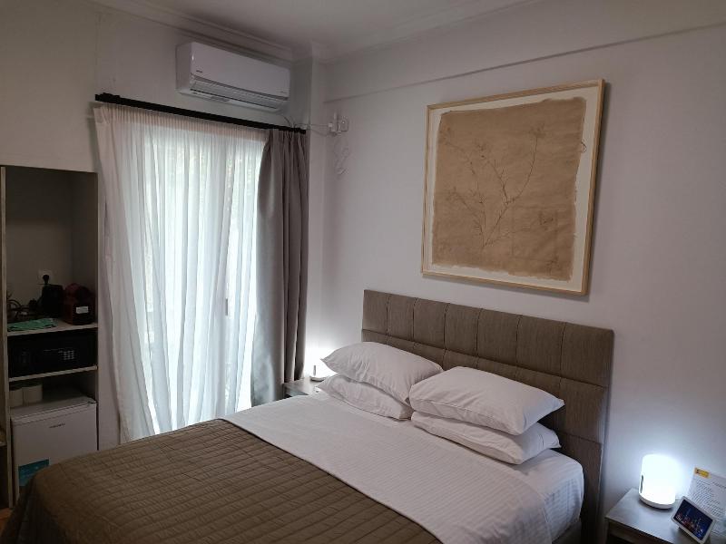 Ulysses Apartments image