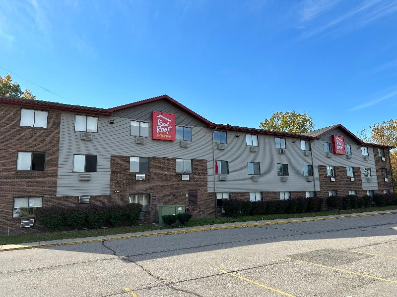 Red Roof Plus+ Belleville